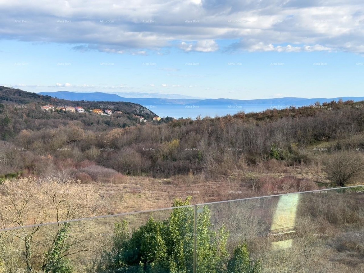 Beautiful apartment in a semi-detached building. LABIN 14