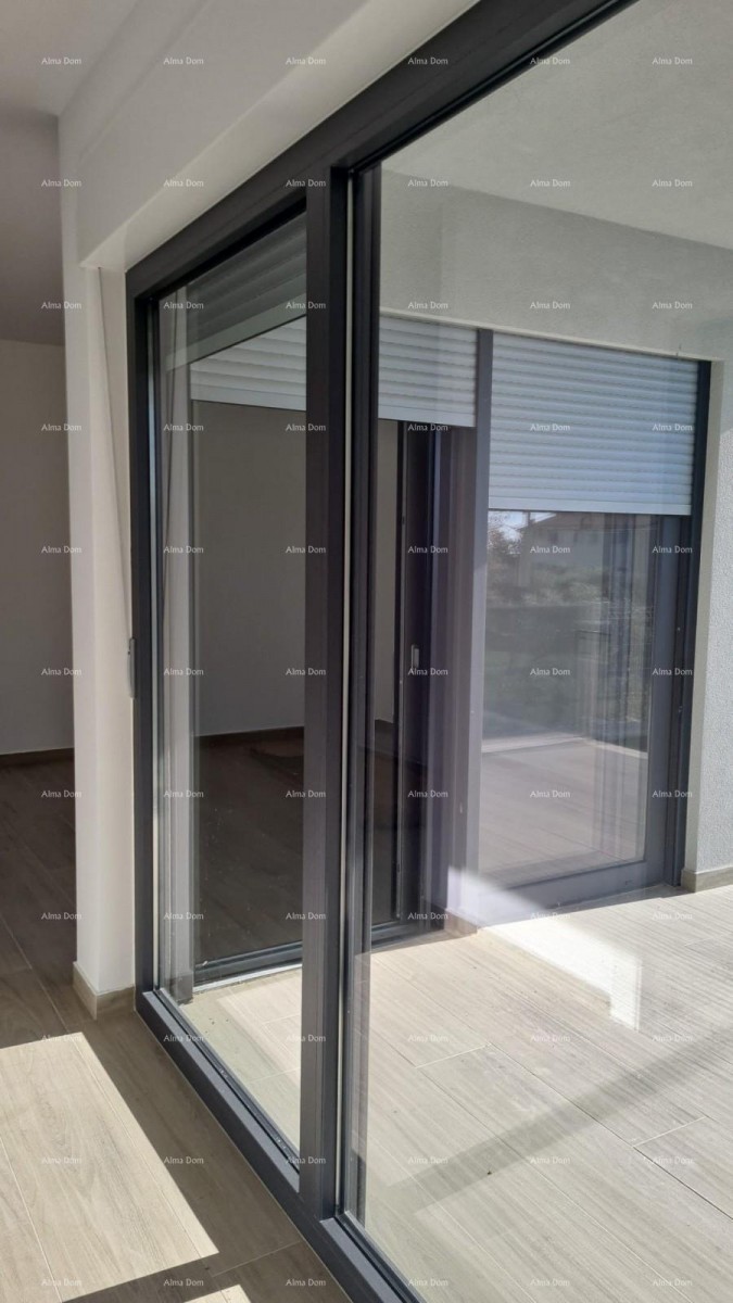 Appartamento moderno nel blocco A con giardino e posto auto, vicinanza a Umago! 5