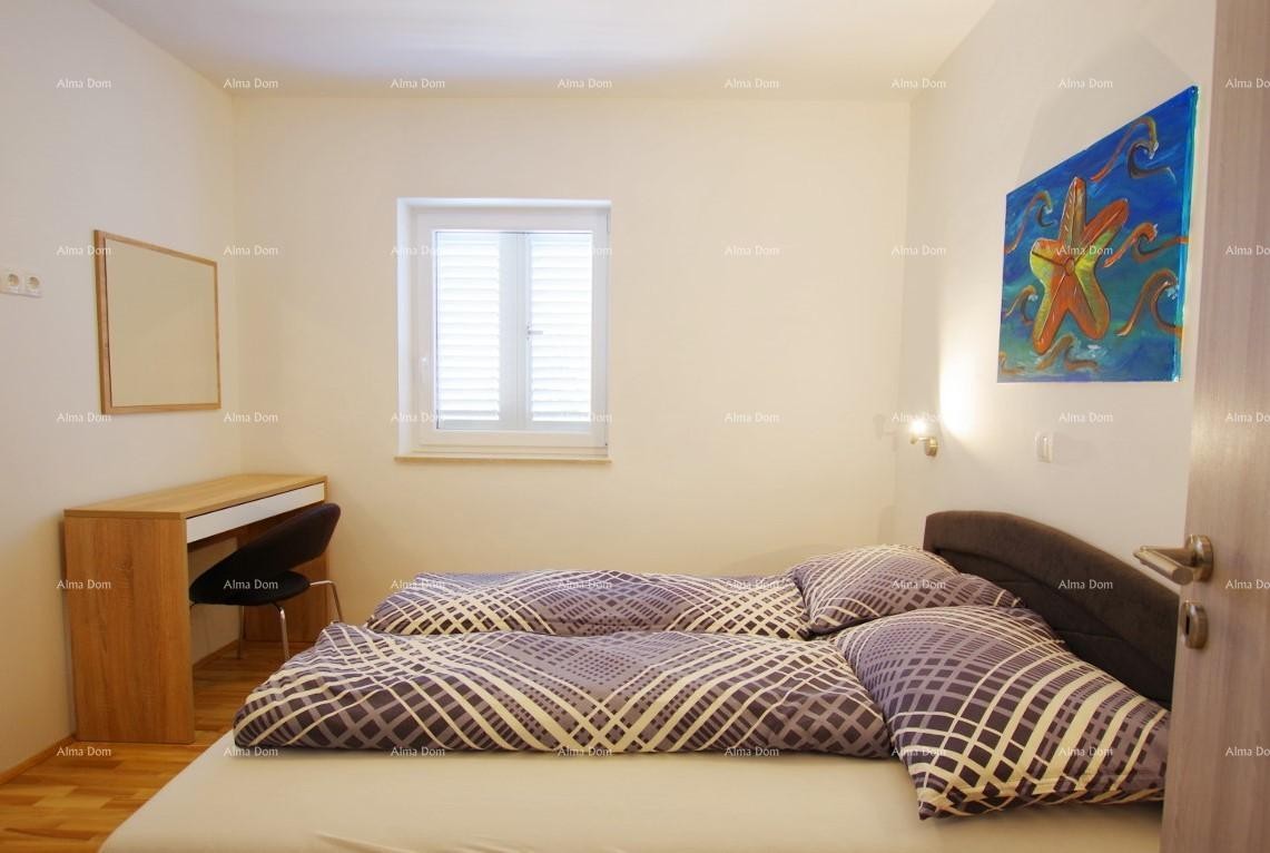 Raša, affascinante casa con appartamenti e piscina con vista panoramica sul mare 7