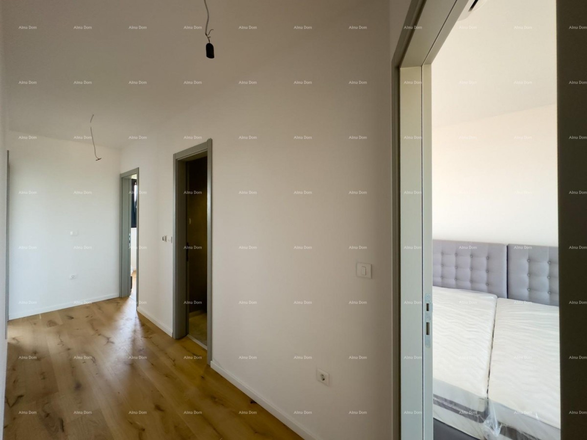 Просторная квартира в Пуле с тремя спальнями и современными удобствами рядом с центром города 15