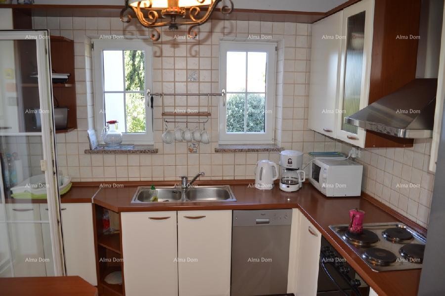 Beautiful house with swimming pool! 4