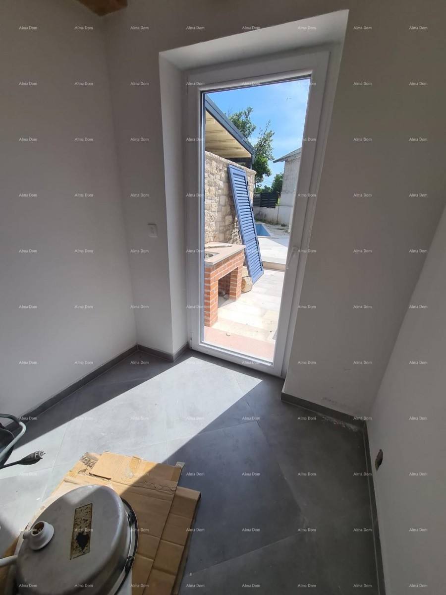 Renovirana kamena kuća s bazenom – mirno selo blizu Svetvinčenta 9