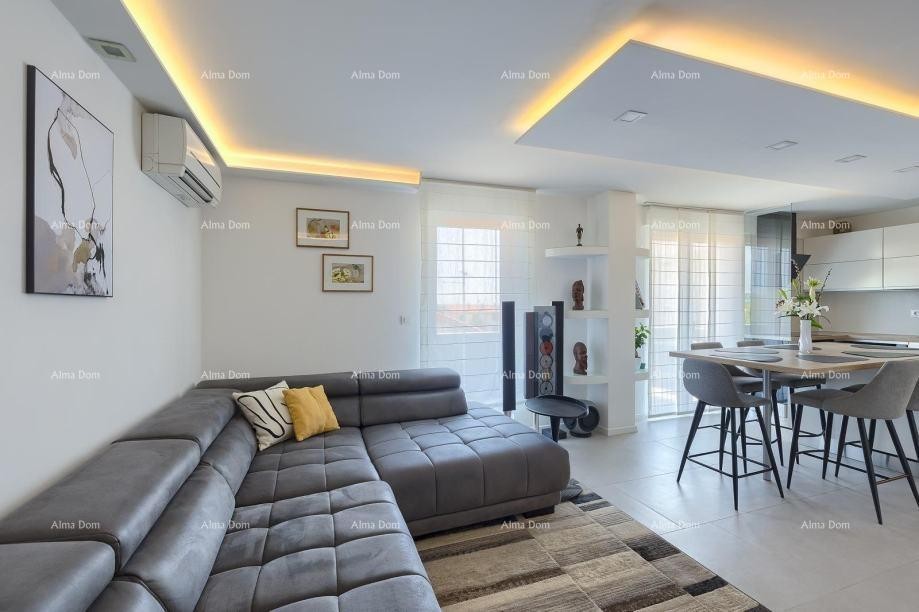 Prodaje se stan u Puli, 106 m2 3