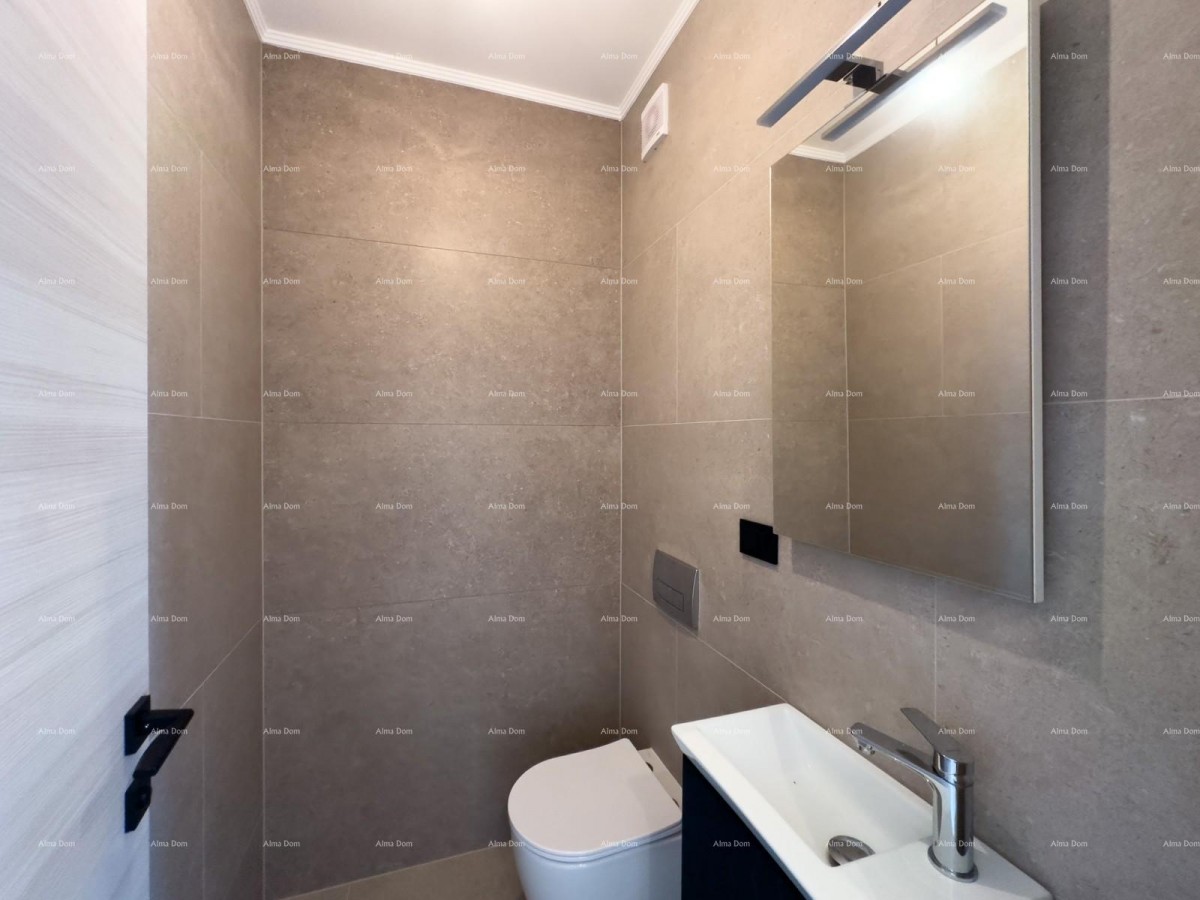 We are selling a semi-detached villa with a pool and a garage 9