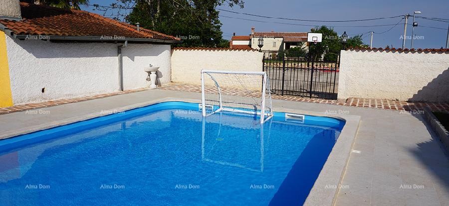 House with a restaurant near Ližnjan - Great investment! 22