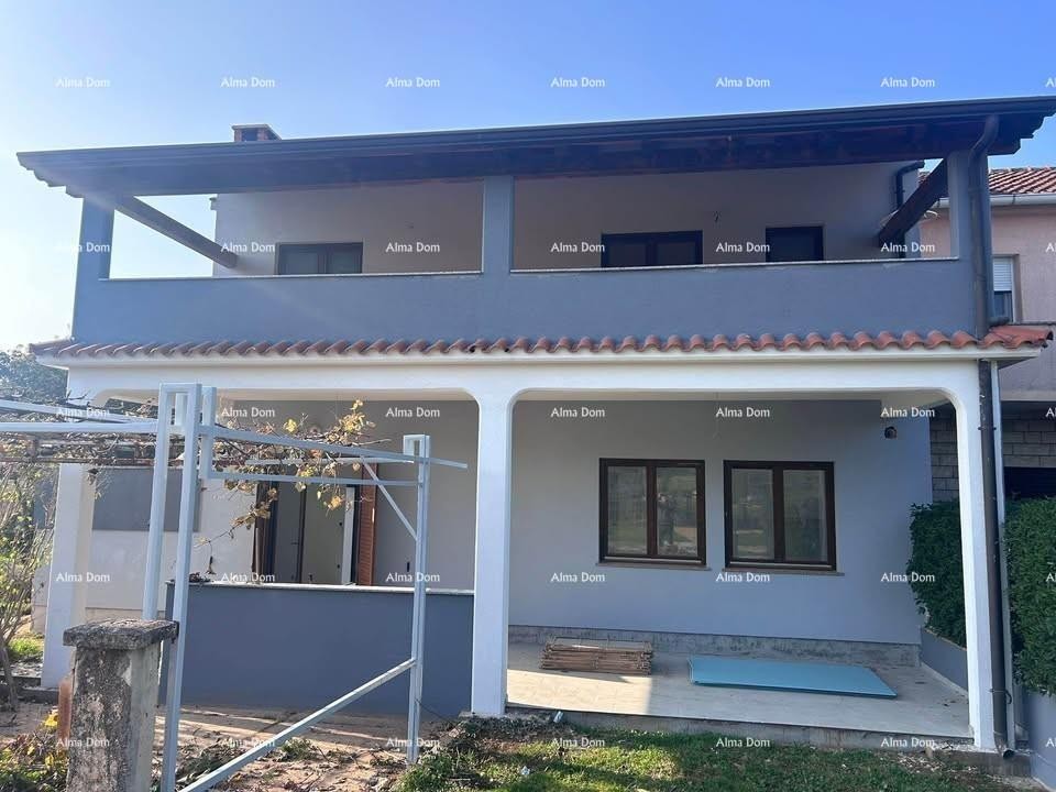 Poreč – spacious ground floor apartment with a yard 17