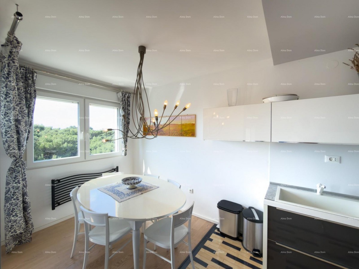 Продажа - квартира с видом на море - две минуты до набережной Лунгомаре, Пула! 6