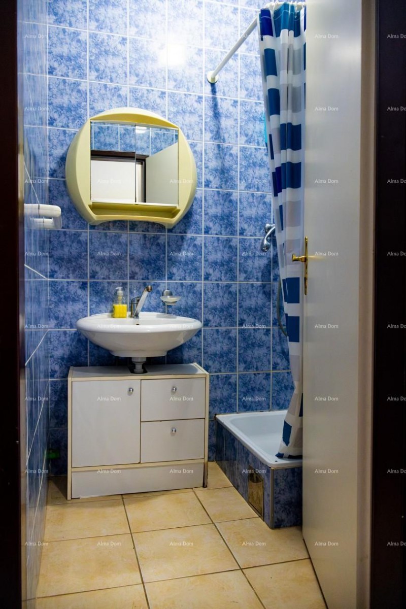 Prizemni apartma z ložo in bazenom. Medulin. 9