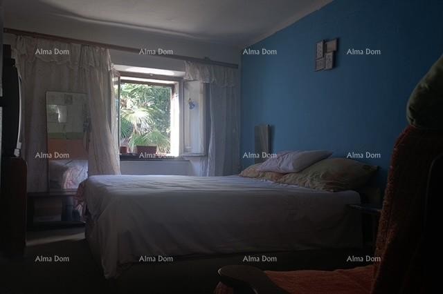 Prodaja stana u centru stare jezgre, Novigrad! 8