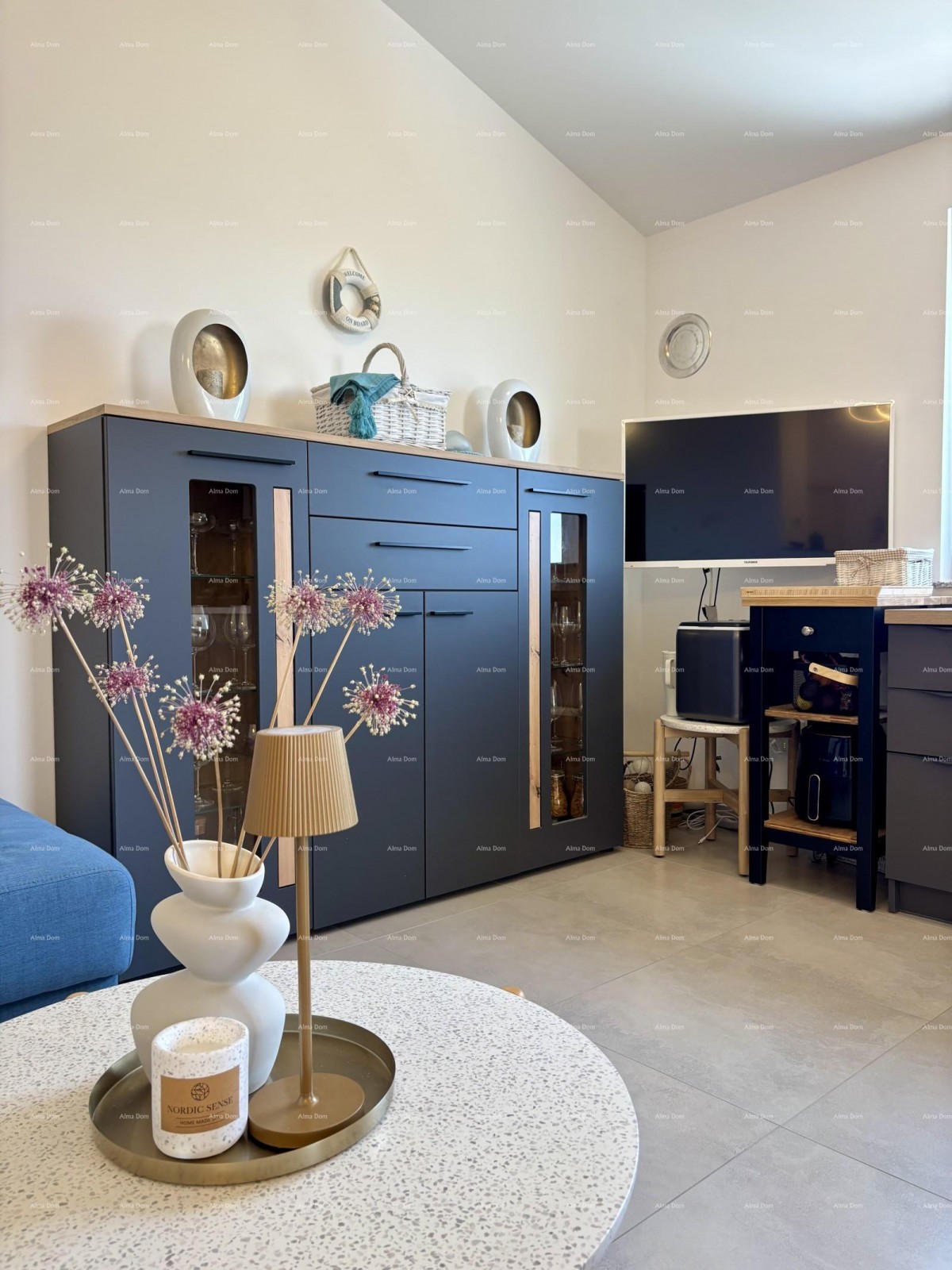 PEROJ – Appartamento moderno con vista mare — solo 800 m dalla spiaggia 4