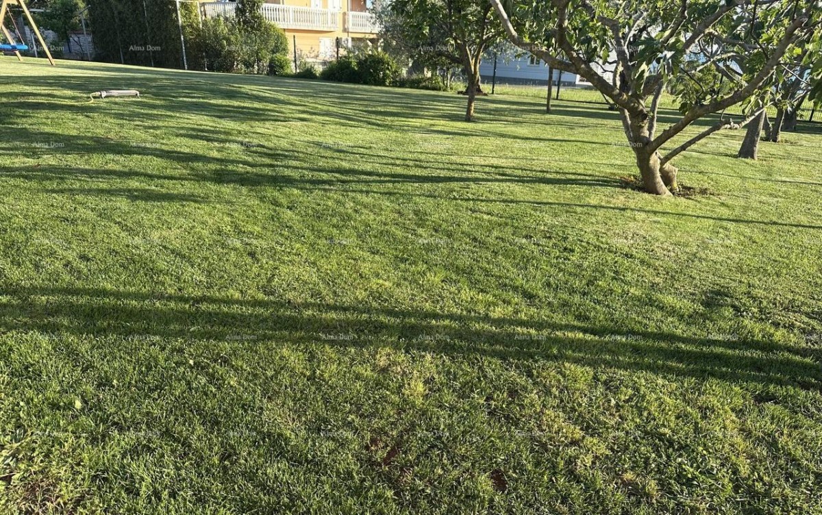 Lovrečica – terreno edificabile di 591 m², a soli 60 m dal mare 6