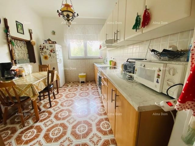 Casa spaziosa a Pola con grande cortile e numerose possibilità 14