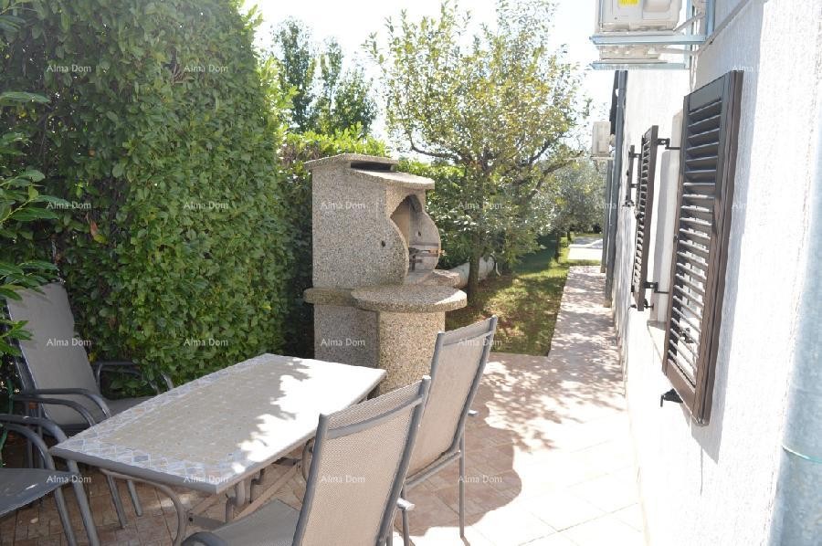 Beautiful house with swimming pool! 33