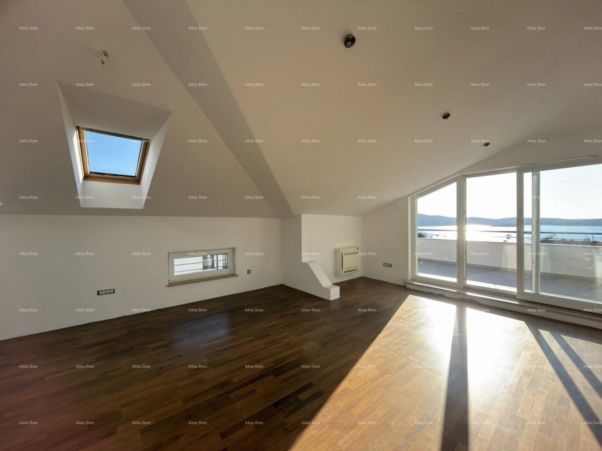 MEDULIN – penthouse s otvorenim pogledom na more, 150 m od obale 2