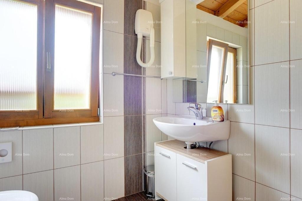 Prodaje se prekrasna vila sa bazenom u blizini Pazina 34