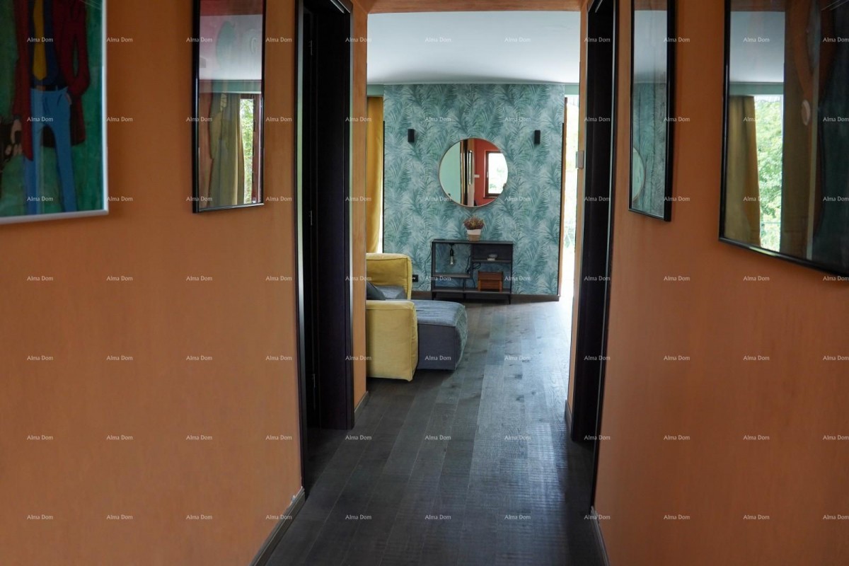 Rovinj. Apartment on the first floor of the house 7