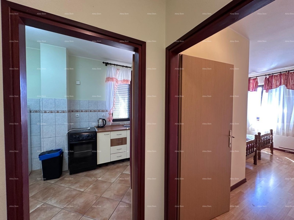 Prodajemo kuću sa pet apartmana na odličnoj lokaciji! 37