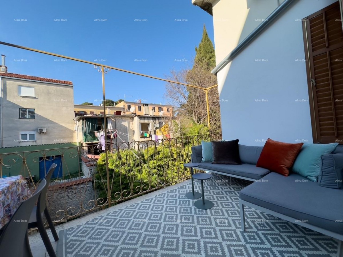 Stiamo vendendo un appartamento ristrutturato nel centro di Pola! 39