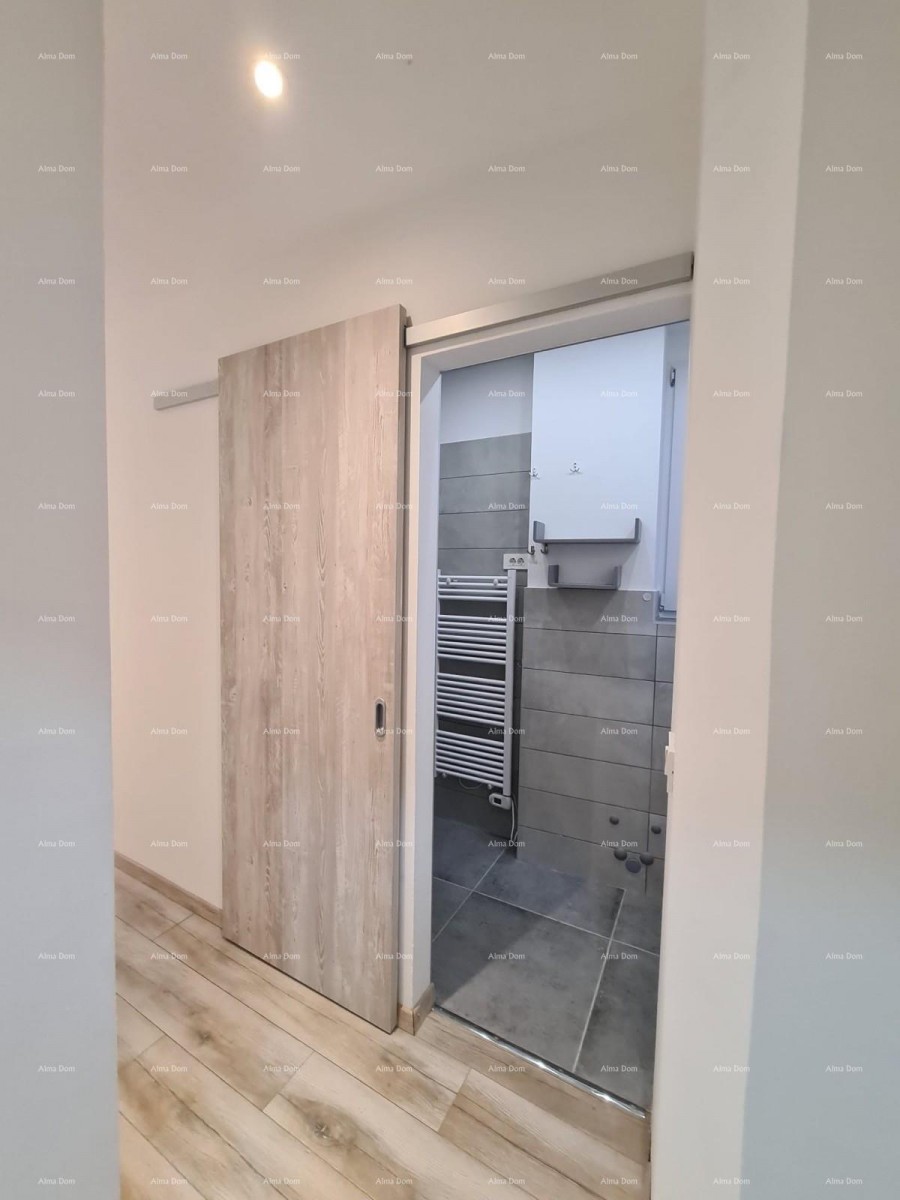 Пула – отремонтированная двухкомнатная квартира в центре, 72,83 м² 19