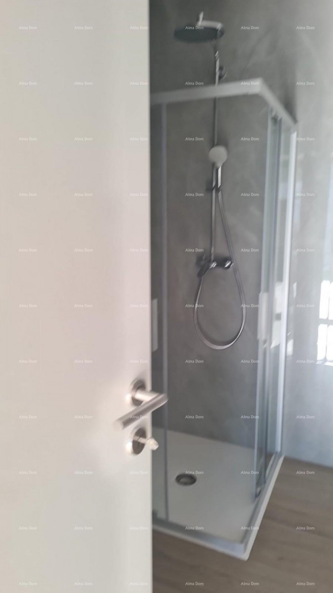 Appartamento moderno nel blocco A con giardino e posto auto, vicinanza a Umago! 11