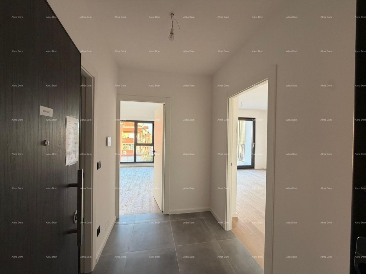 УМАГ – Новостройка! Квартира в современном жилом комплексе с двумя парковочными местами, S 2-22 14