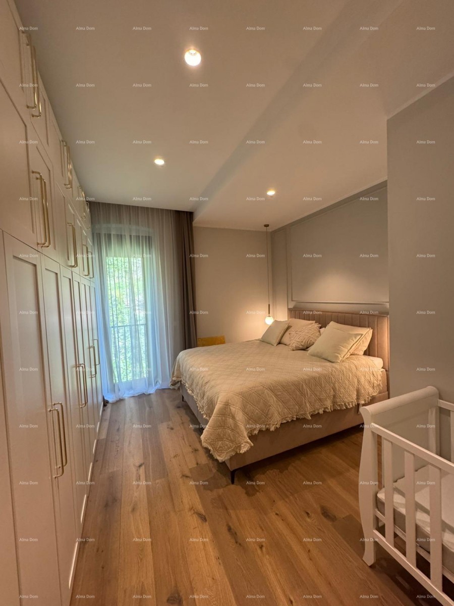 Vendita - appartamento di lusso ristrutturato nel centro di Pola! 22