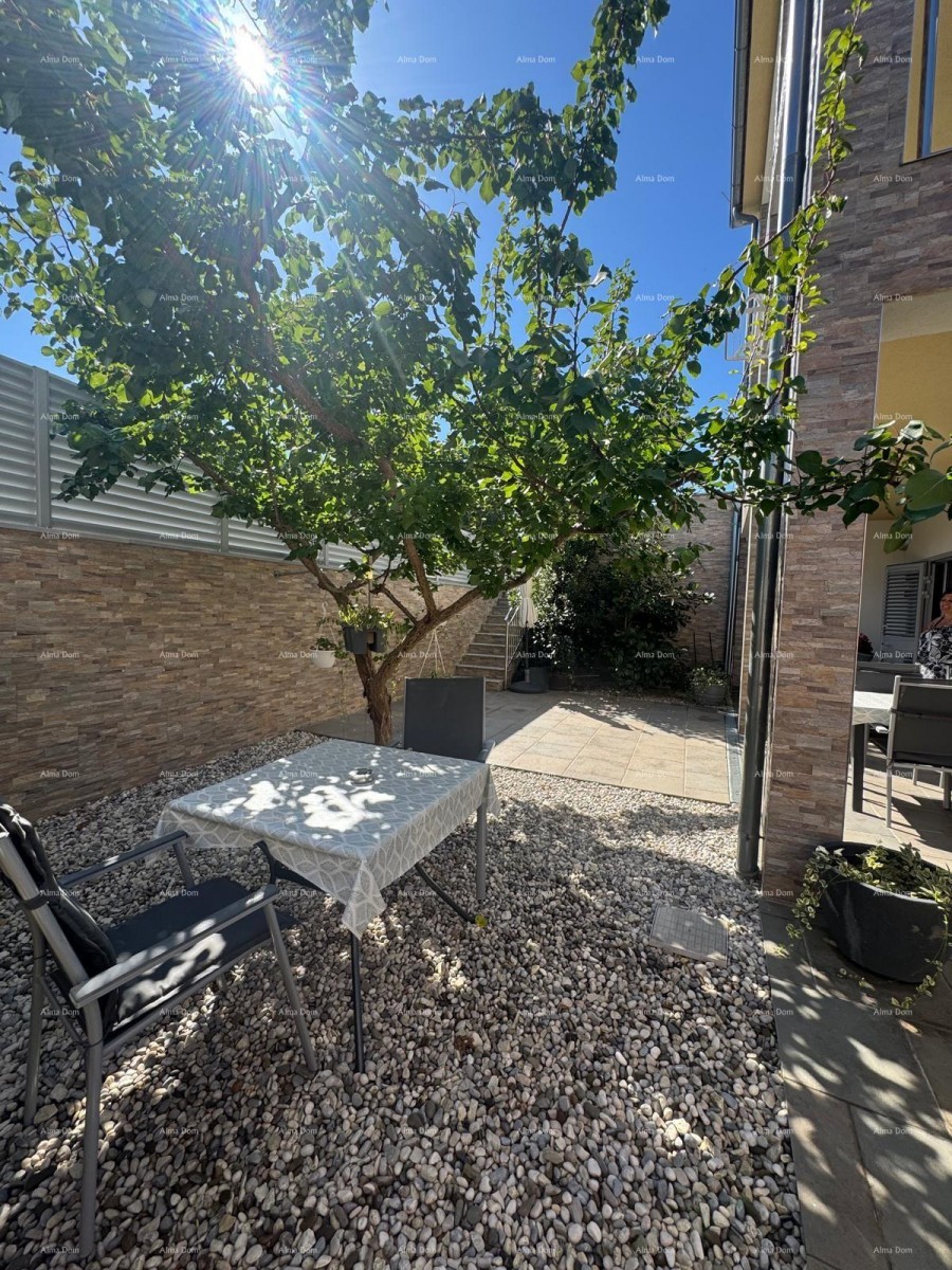 Sale - Modern duplex house with two separate residential units, Medulin! 11