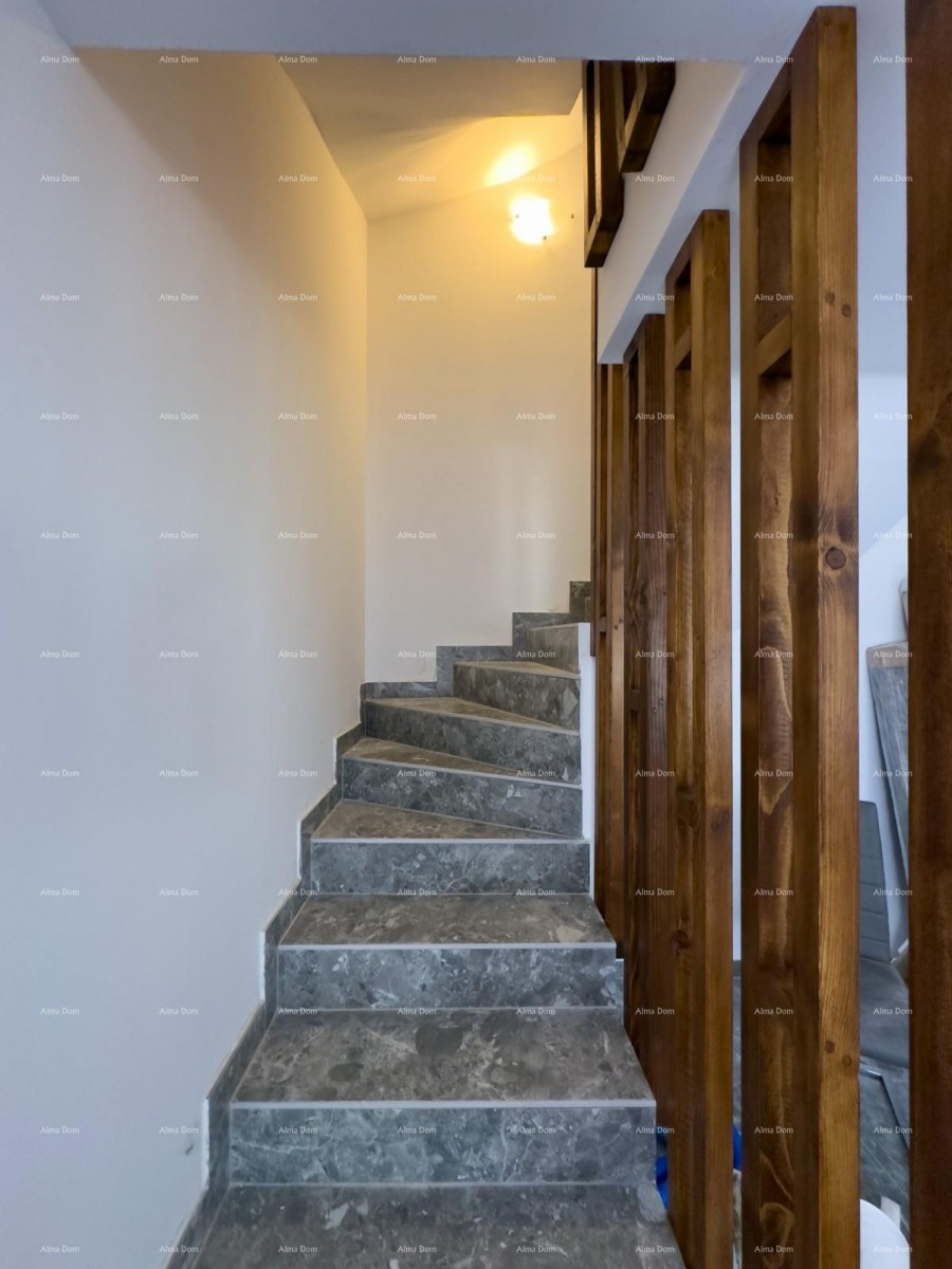 Vendiamo una casa in pietra ristrutturata in Istria nei dintorni di Žminj! 2