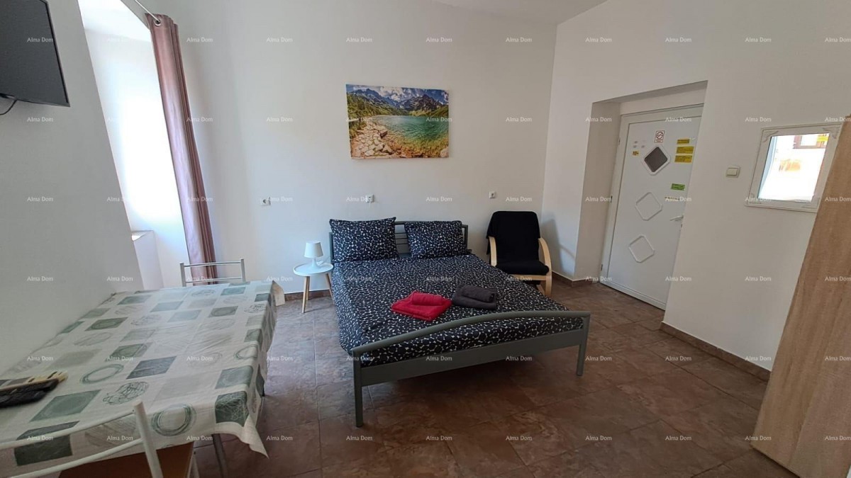 Pula, strogi centar – 90,30 m² | 4 urejena studio apartmaja | Pogled na Zlatna vrata | Uhodano turistično podjetje 15