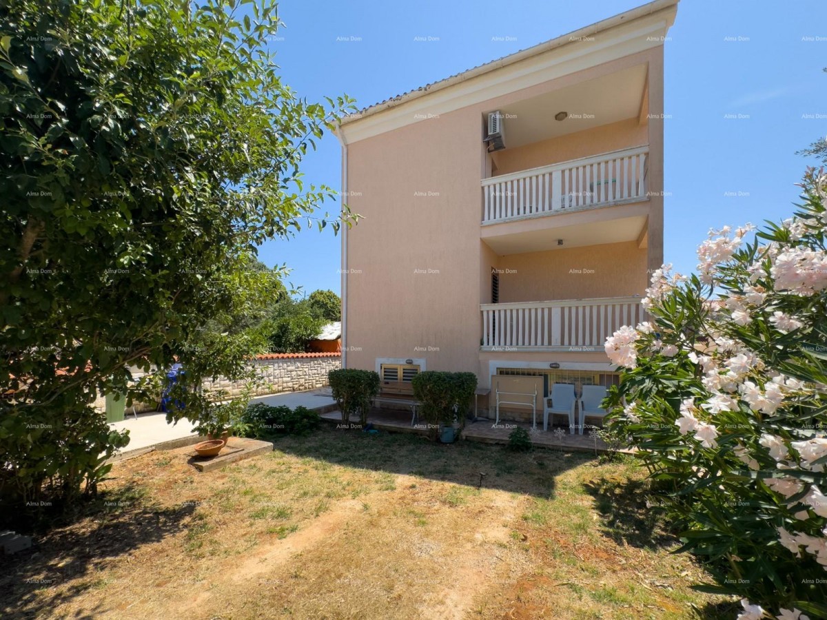 Продаём апартаментный дом в тихом месте в Медулине! 1