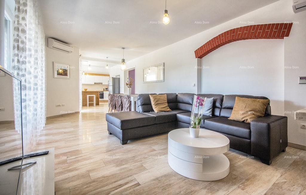 Премантура, отдельный дом с 5 спальнями. Близость к морю. 23