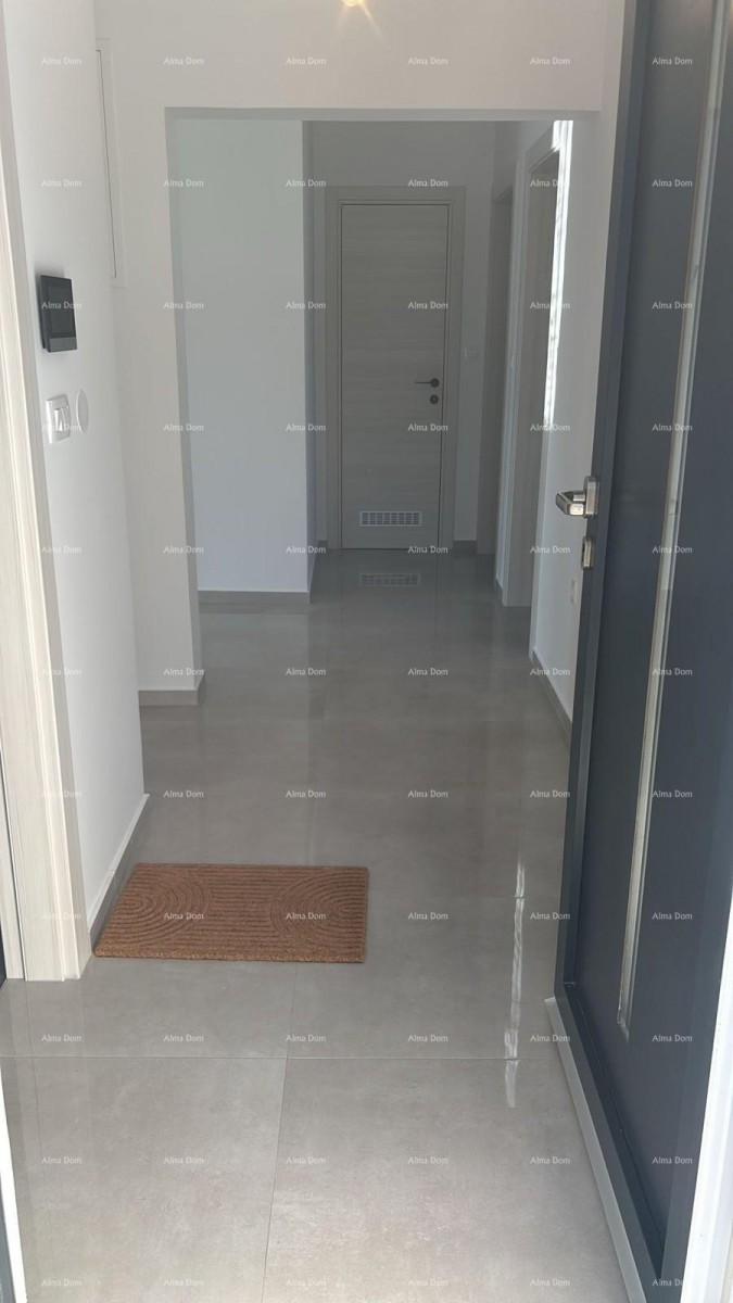 Prodaje se stan u novogradnji – Šišan 16