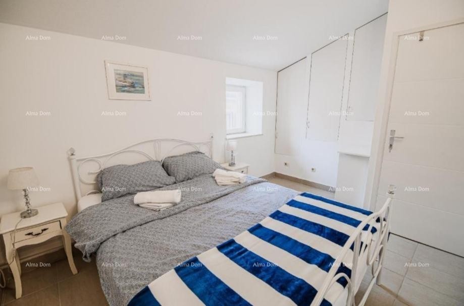 Prodaja - Kuća u centru, samo 50 m udaljena od mora, Umag! 10