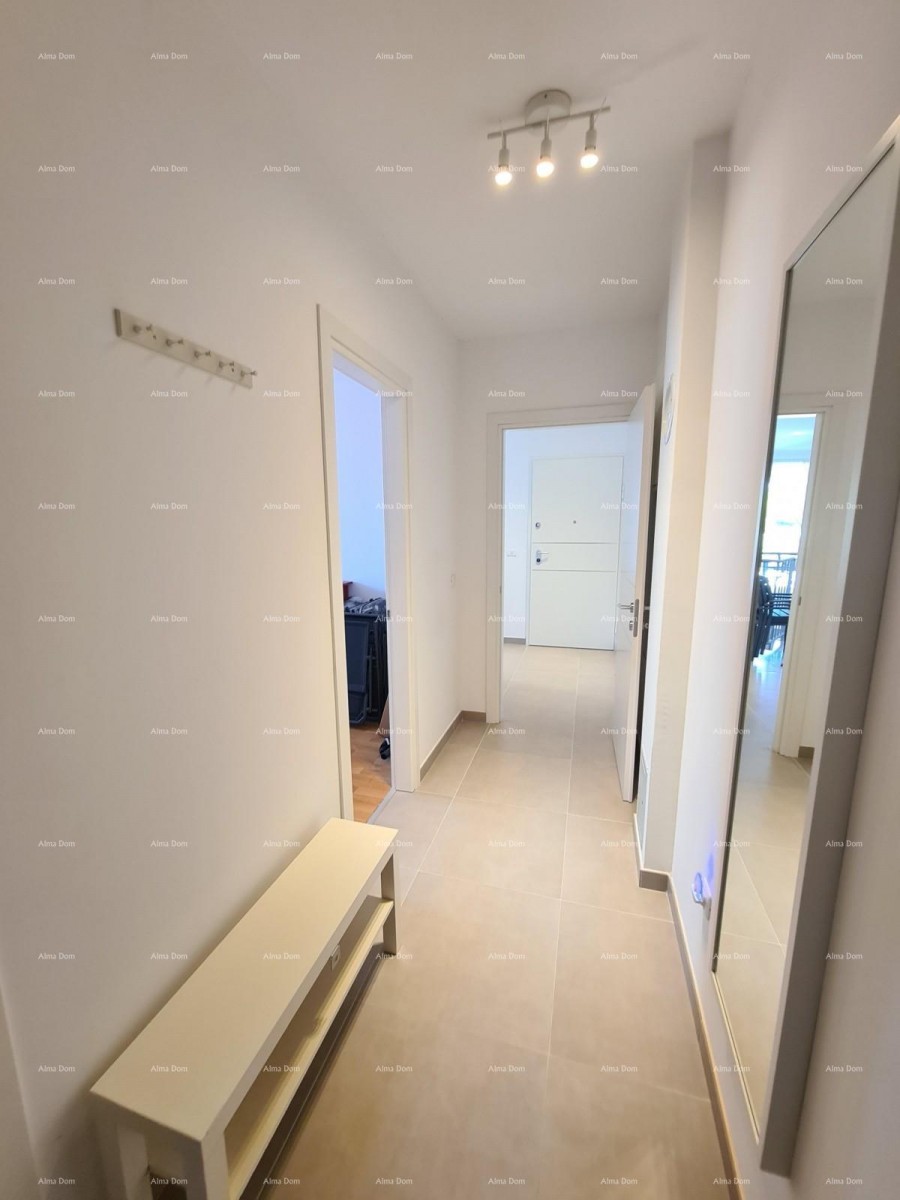 Перой!  Квартира со двором! 13