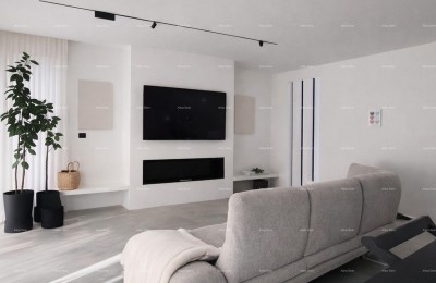 LABIN – new construction with a large yard in a peaceful environment