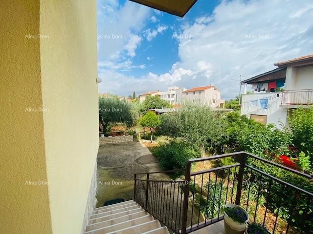 Casa spaziosa a Pola con grande cortile e numerose possibilità 11