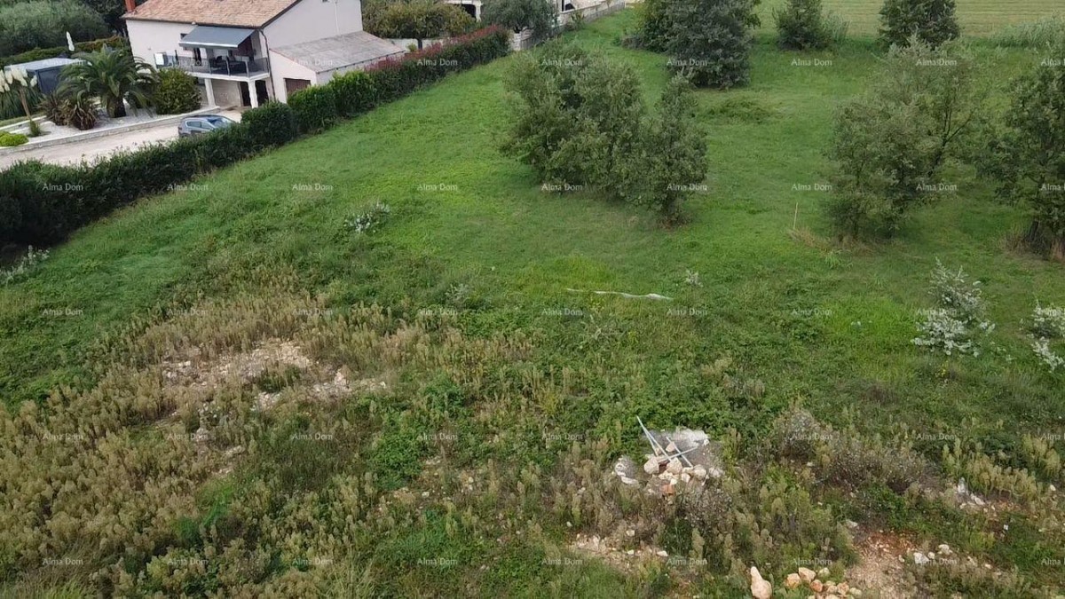 Prodaja- građevinsko zemljište, površine od 1276 m² s pogledom na more, Kaštelir! 3
