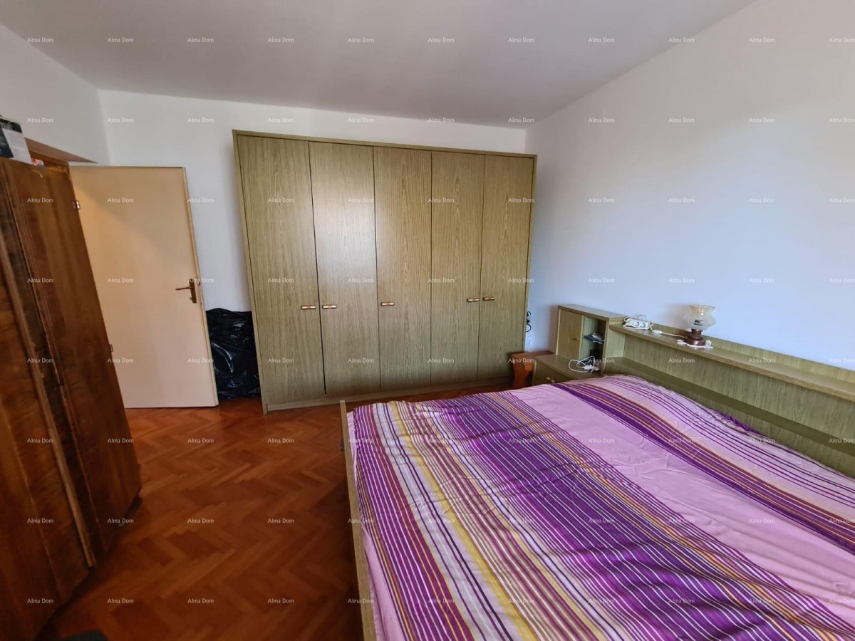 Sale of a house with two residential units, an auxiliary building, and a garage, Ližnjan! 20