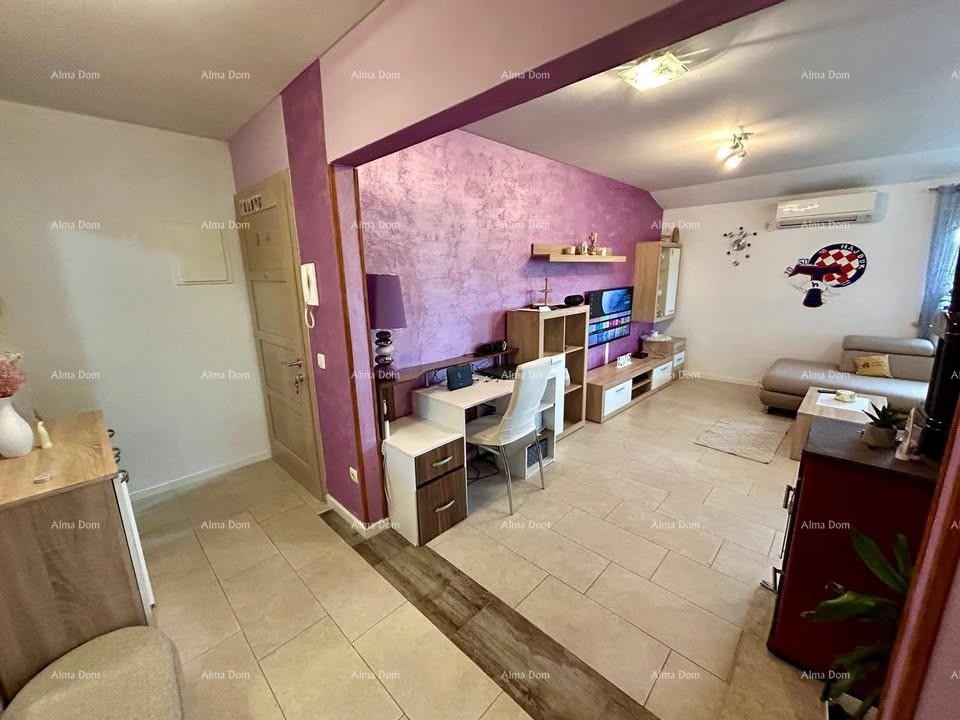 Prodaja stanovanja – 65 m², Novigrad 13