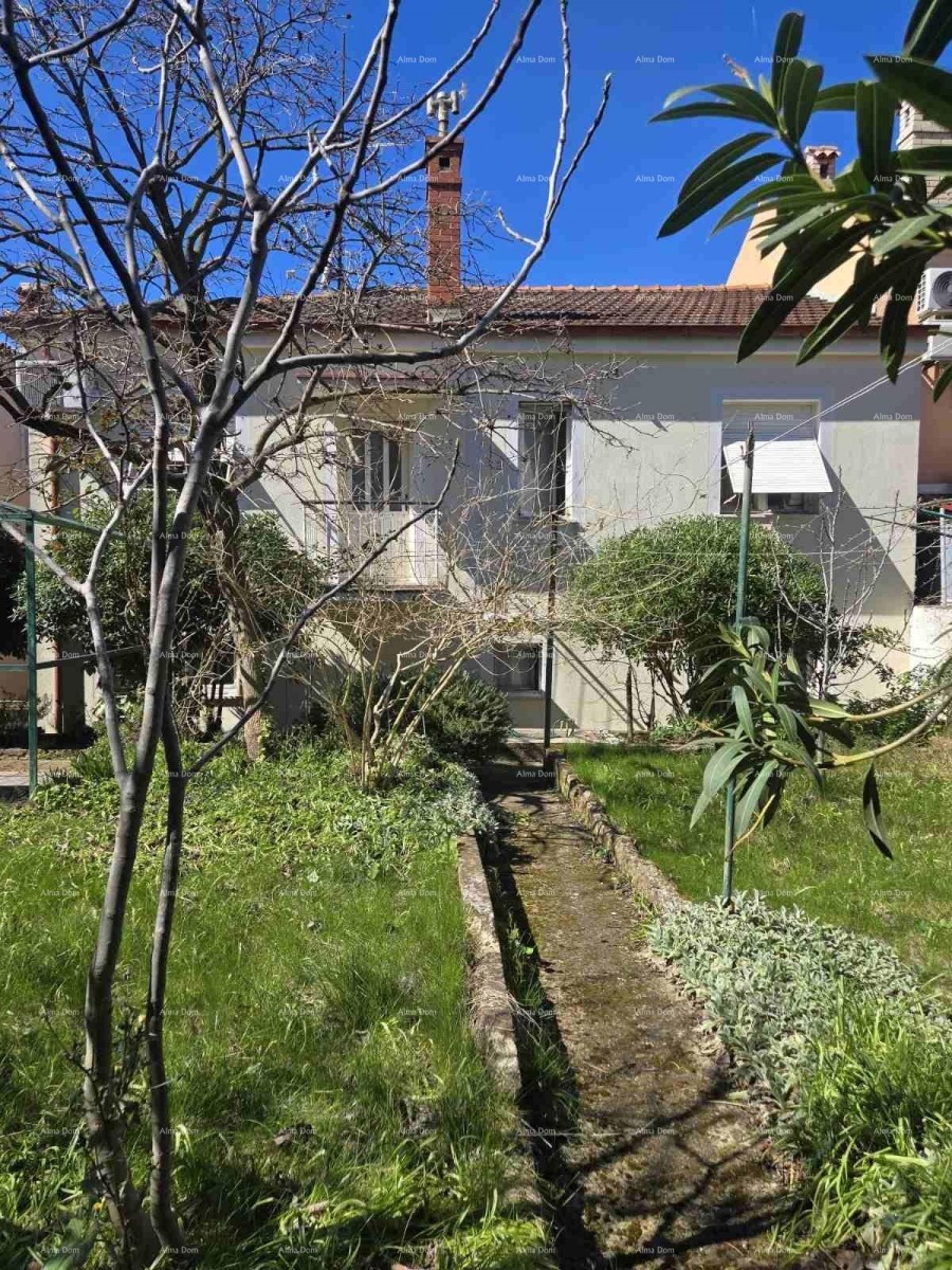 Pula blizina nove Pulske bolnice. Kaštanjer – kuća s dva odvojena stana, garažom i vrtom od 250 m2 - prodaja! 4
