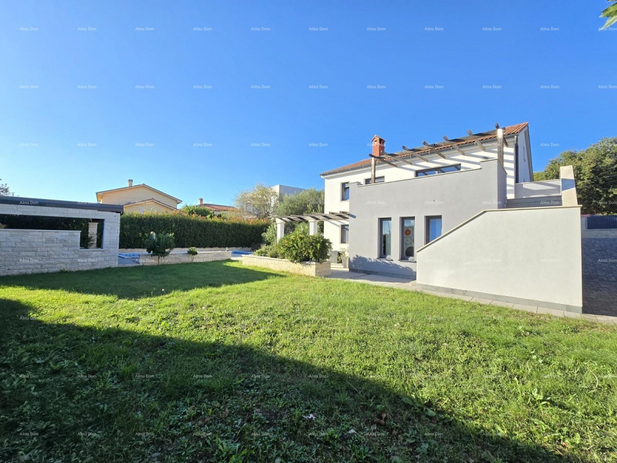 Современный дом с бассейном в Пуле, недалеко от центра! 33