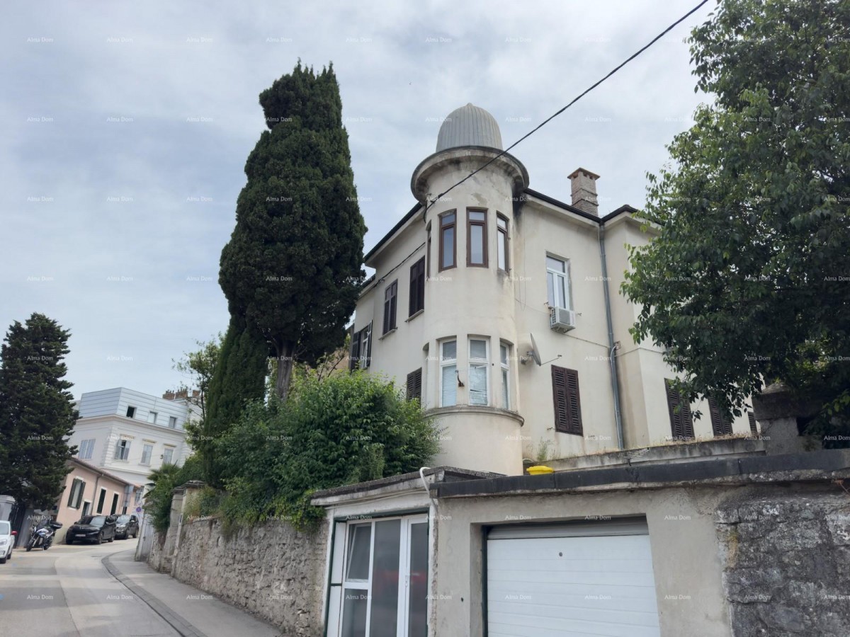 Продажа квартиры в центре с 4 жилыми единицами, Пула! 2