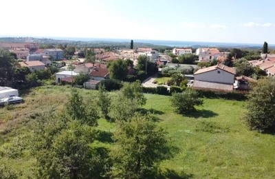 Prodaja- građevinsko zemljište, površine od 1276 m² s pogledom na more, Kaštelir!