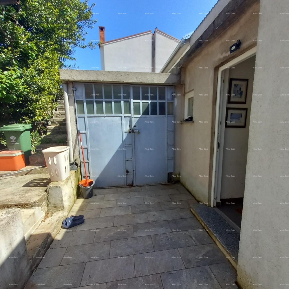 Пула Продается одноэтажный дом с большим садом и террасой 2