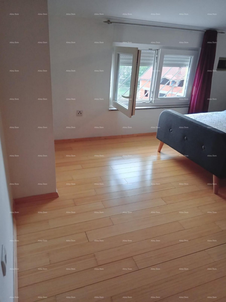 Prodaja velikega, lepo urejenega in popolnoma opremljenega apartmaja, s pogledom na morje, Ližnjan! 16