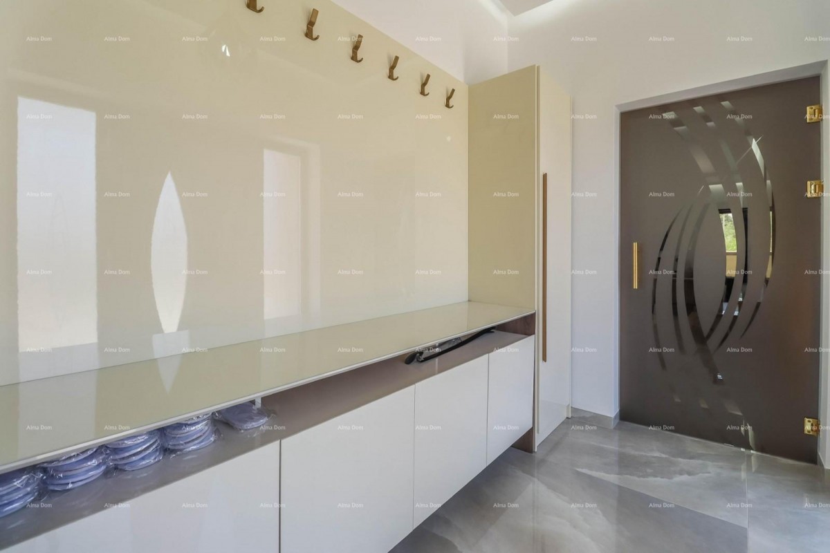 FOR SALE: Modern Detached Villa near Pula – Loborika. 12