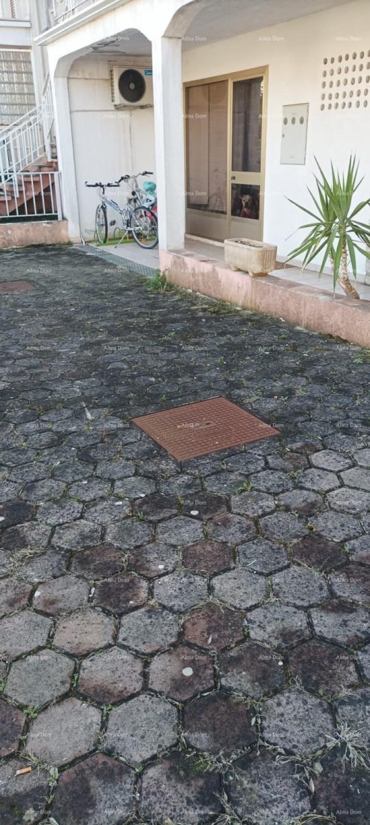 Vendiamo un appartamento a Umago vicino al mare. 17