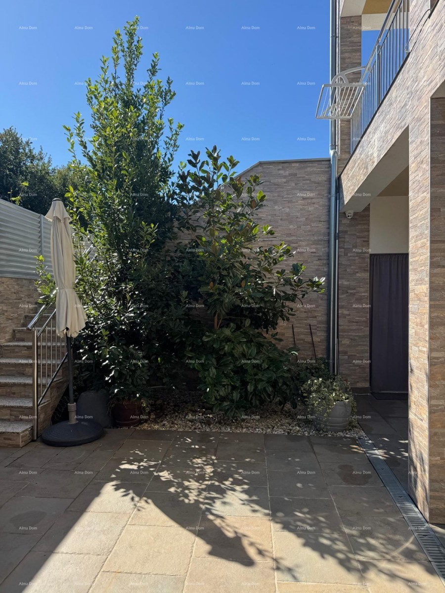 Sale - Modern duplex house with two separate residential units, Medulin! 12