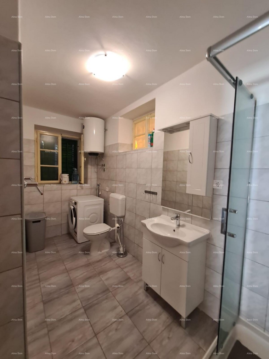 Vendita - Bellissima casa ristrutturata in Istria, nel centro di Marčana! 32