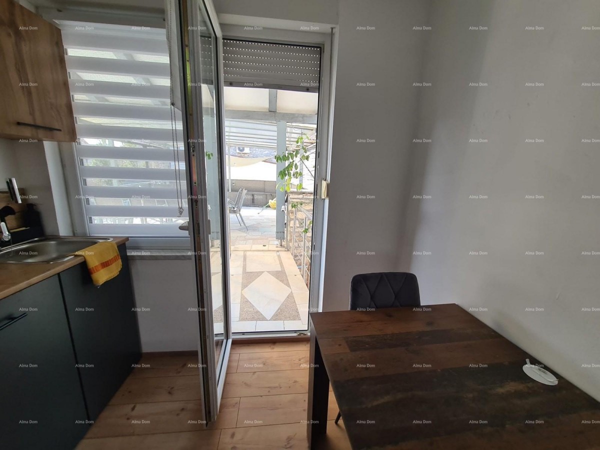 Prodaja kuće u centru Medulina! 24